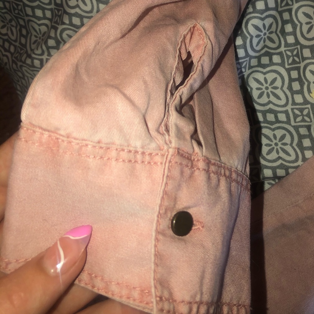 Light Pink soft button down - Picture 3 of 4